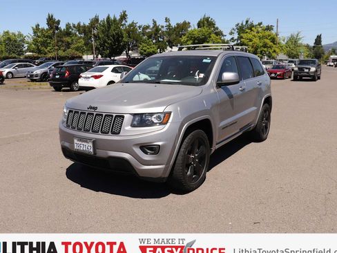 Used 2015 Jeep Grand Cherokee Altitude AWD/4WD image 1