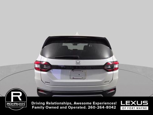 Used 2024 Honda Pilot EX-L image 8