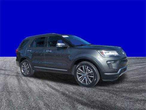 Certified 2018 Ford Explorer Platinum image 2