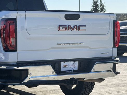 Used 2021 GMC Sierra 1500 SLT image 6