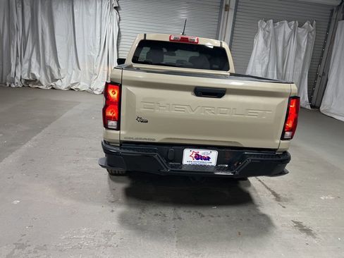 Used 2024 Chevrolet Colorado W/T image 6