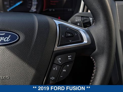Used 2019 Ford Fusion SE w/ Equipment Group 151A image 24