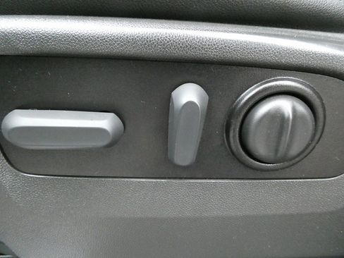 Certified 2022 GMC Sierra 1500 SLT w/ SLT Premium Plus Package image 22