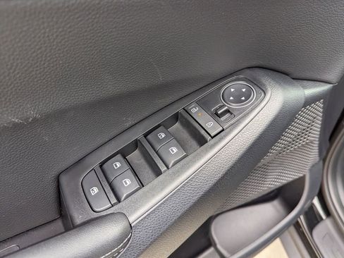 New 2026 Kia Seltos S image 19