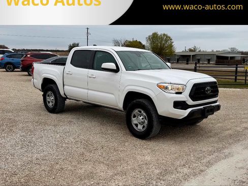 Used 2021 Toyota Tacoma SR image 1