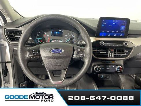 Certified 2022 Ford Escape SE AWD/4WD image 12
