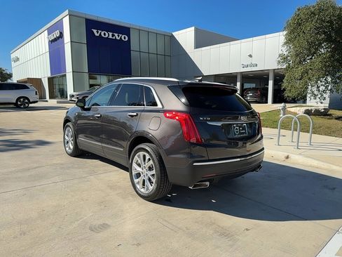 Used 2019 Cadillac XT5 Luxury w/ LPO, Radiant Package image 4