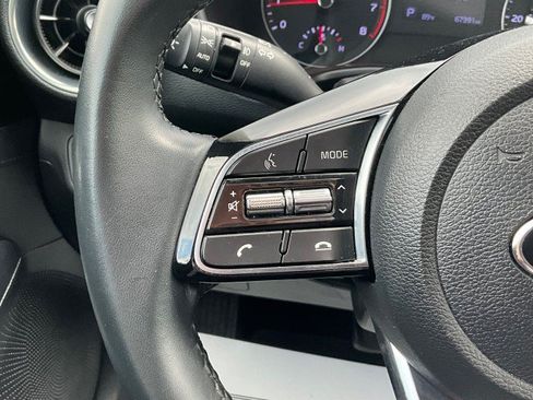 Used 2019 Kia Forte S w/ S Premium Package FWD image 16