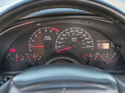 Used 2002 Chevrolet Camaro LT image 33