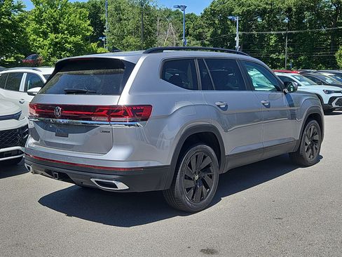 New 2026 Volkswagen Atlas SE AWD/4WD image 2