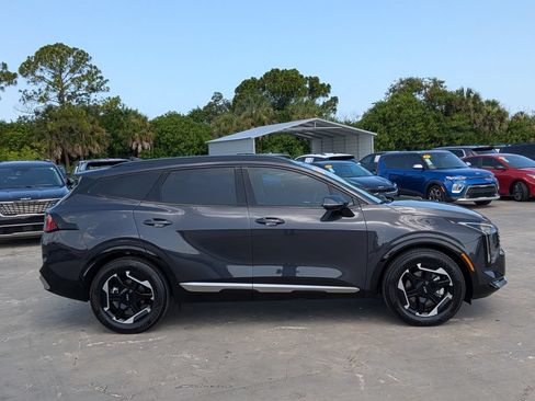 Certified 2026 Kia Sportage SX FWD image 9