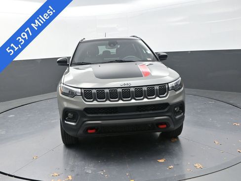Used 2024 Jeep Compass Trailhawk image 2