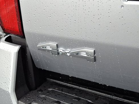 New 2026 Toyota Tacoma SR5 image 7