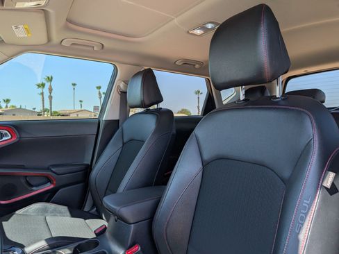 Used 2023 Kia Soul GT-Line w/ GT-Line Technology Package FWD image 21