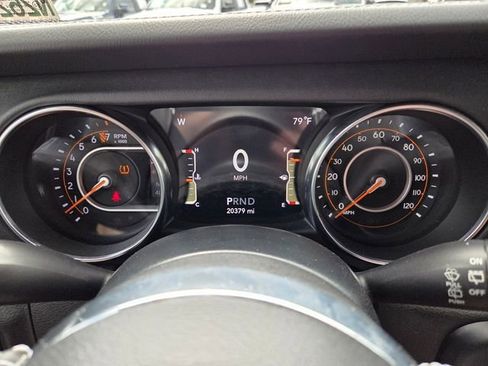 Certified 2022 Jeep Wrangler Unlimited Sahara image 31