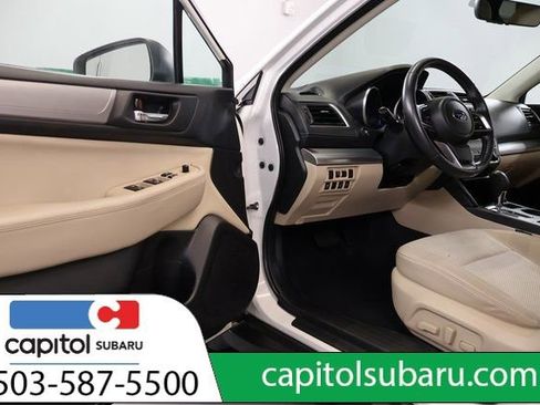 Used 2019 Subaru Outback 2.5i Premium image 9