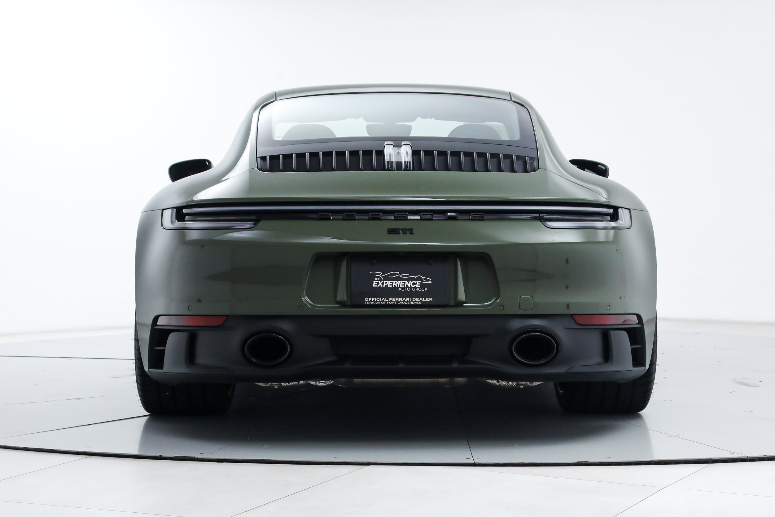 Used 2024 Porsche 911 GTS Coupe image 4