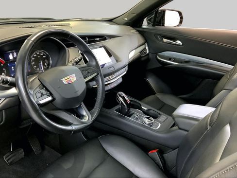 Used 2023 Cadillac XT4 Premium Luxury AWD/4WD image 17