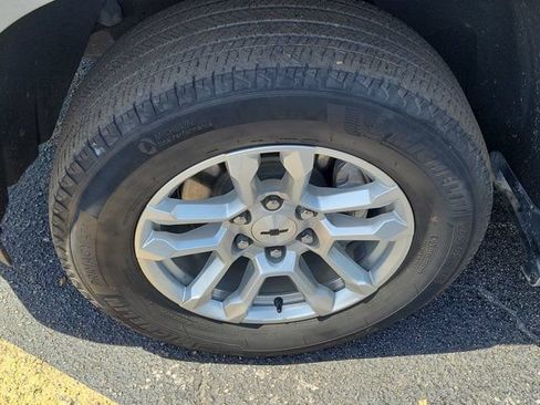 Used 2023 Chevrolet Silverado 1500 RST RWD image 10