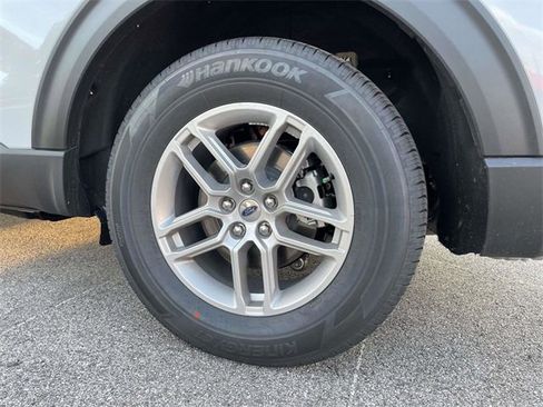 New 2026 Ford Explorer Active w/ Active Comfort Package image 4