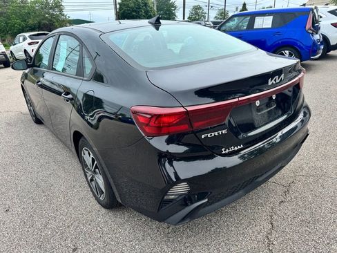 Used 2023 Kia Forte LXS w/ LXS Technology Package FWD image 3