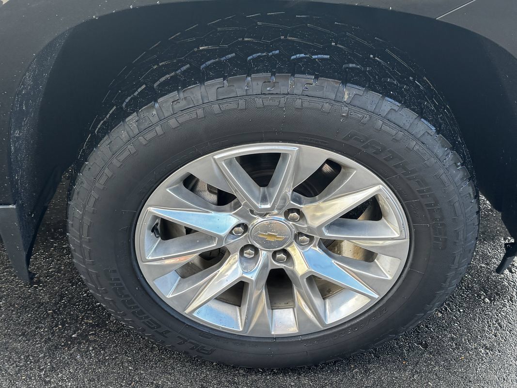 Used 2021 Chevrolet Silverado 1500 LTZ AWD/4WD image 48