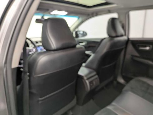 Used 2017 Toyota Camry XSE w/ Moonroof Package image 19