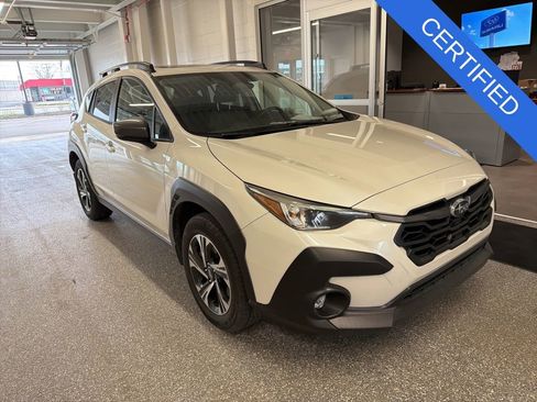 Used 2024 Subaru Crosstrek 2.0i Premium image 1