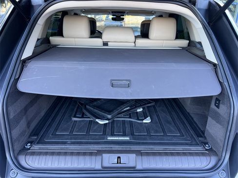 Used 2020 Land Rover Range Rover Sport HSE image 19
