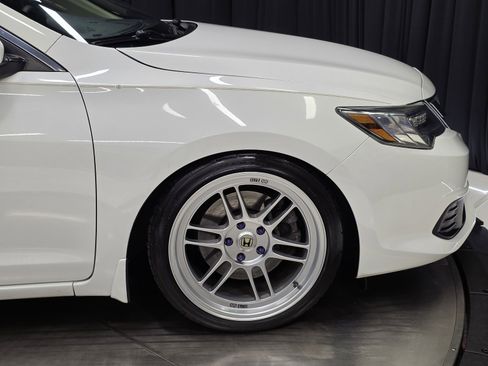 Used 2017 Acura ILX w/ Premium Package image 46