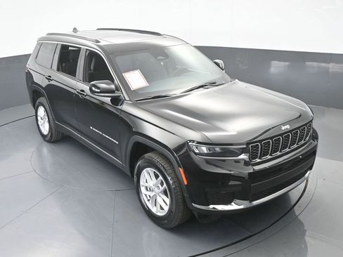 Used 2024 Jeep Grand Cherokee L Laredo image 53