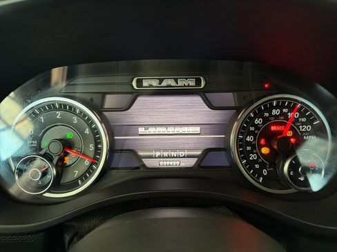 Used 2020 RAM 1500 Laramie image 12