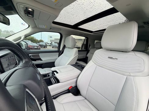 New 2026 Ford Expedition Platinum AWD/4WD image 29