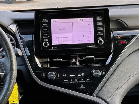 Used 2023 Toyota Camry LE image 6