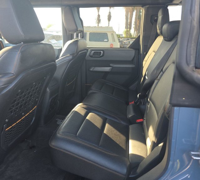 Used 2023 Ford Bronco Badlands AWD/4WD image 5