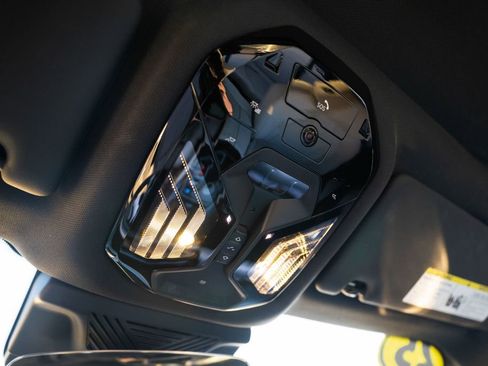 Used 2025 BMW i5 xDrive40 w/ M Sport Package image 23