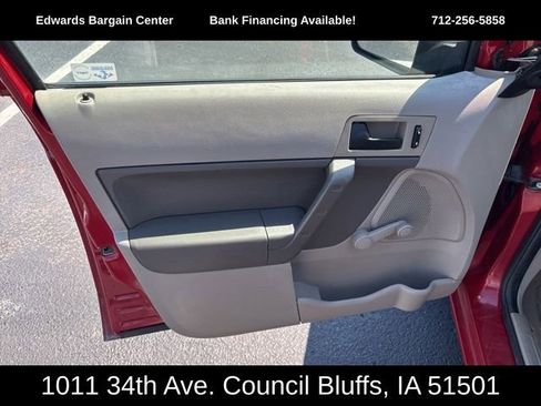 Used 2011 Ford Focus S image 11