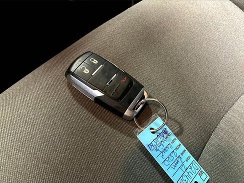 Used 2021 RAM 2500 Big Horn image 34