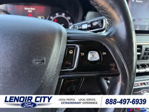 Used 2022 Lincoln Corsair AWD w/ Premium Package image 21