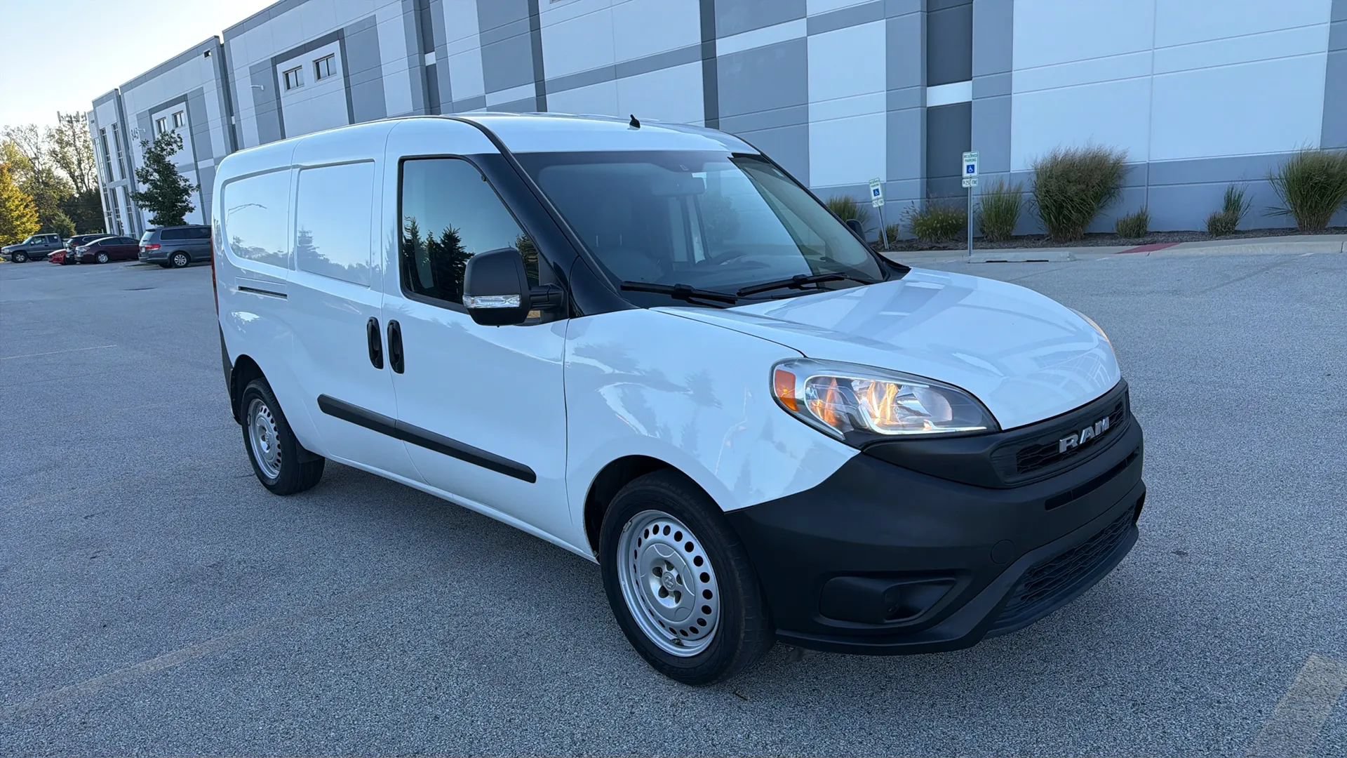 Used 2020 RAM ProMaster City Tradesman FWD image 3