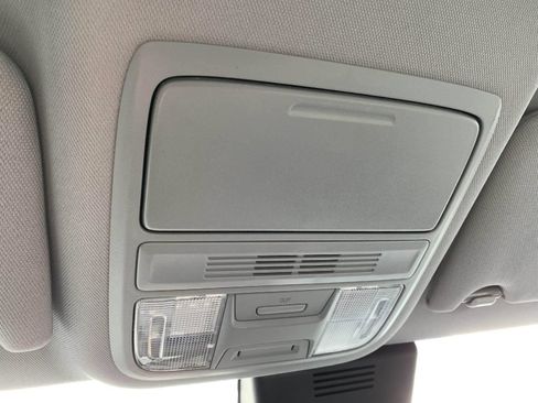 Used 2019 Honda Accord LX image 30