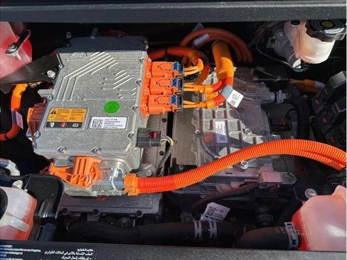 Used 2019 Chevrolet Bolt Premier w/ Infotainment Package image 36