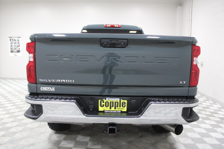 Used 2025 Chevrolet Silverado 2500 LT AWD/4WD image 9