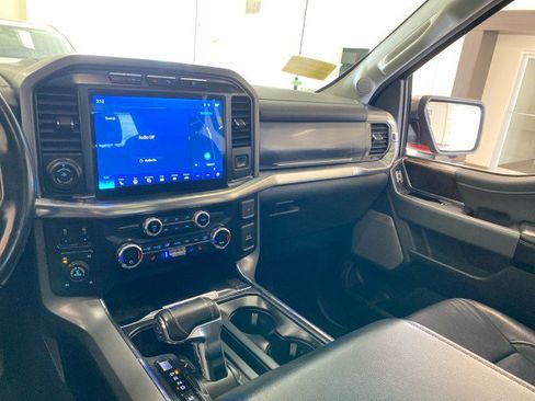 Used 2021 Ford F150 Lariat AWD/4WD image 12