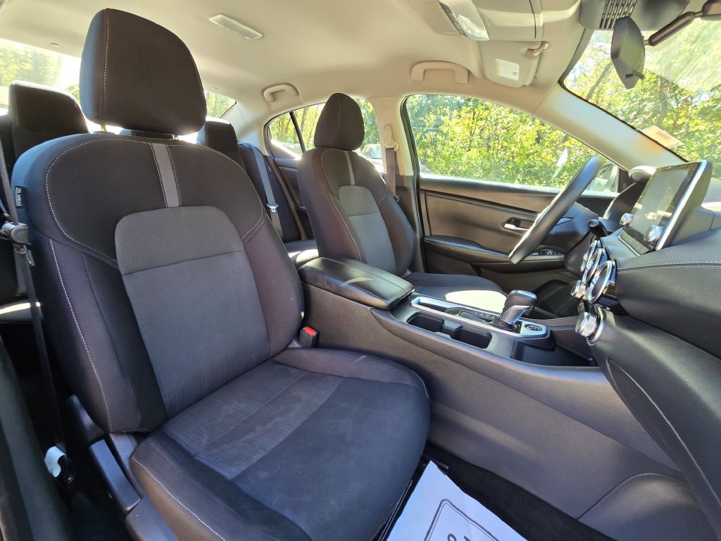 Used 2023 Nissan Sentra SV FWD image 22