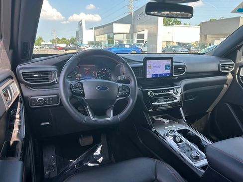 Certified 2022 Ford Explorer ST-Line w/ Class IV Trailer Tow Package AWD/4WD image 14