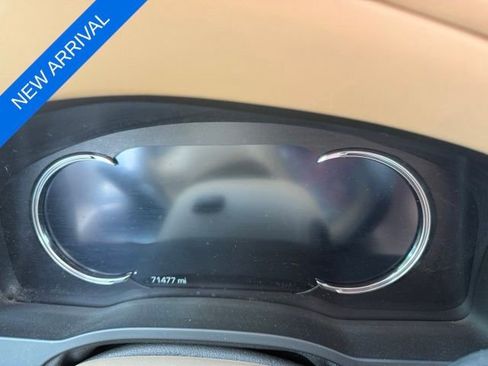 Used 2018 Cadillac Escalade ESV Platinum AWD/4WD image 13