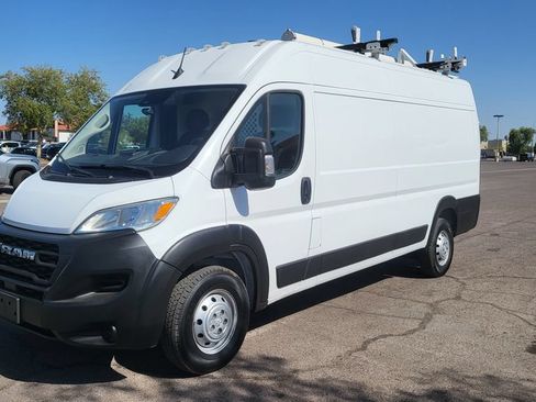 Used 2023 RAM ProMaster 3500 FWD image 4