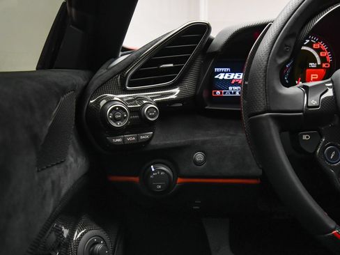 Used 2020 Ferrari 488 Pista Coupe RWD image 44