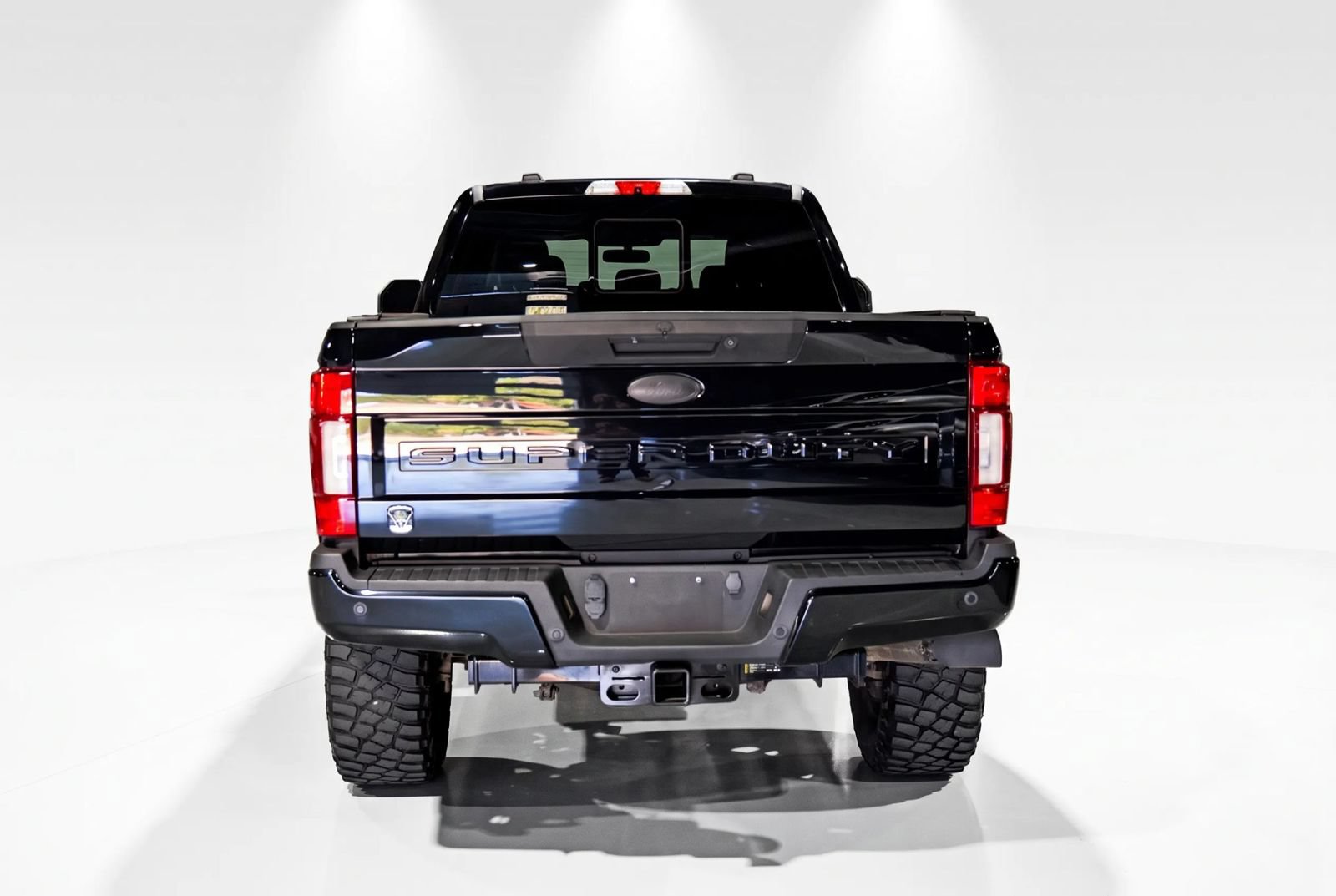 Used 2020 Ford F250 Lariat w/ Lariat Ultimate Package AWD/4WD image 5